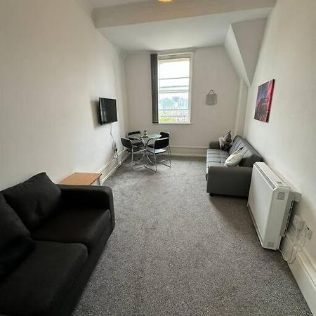 City Center Gem- Flat For 6 In Sheffield Gs404 Экстерьер фото